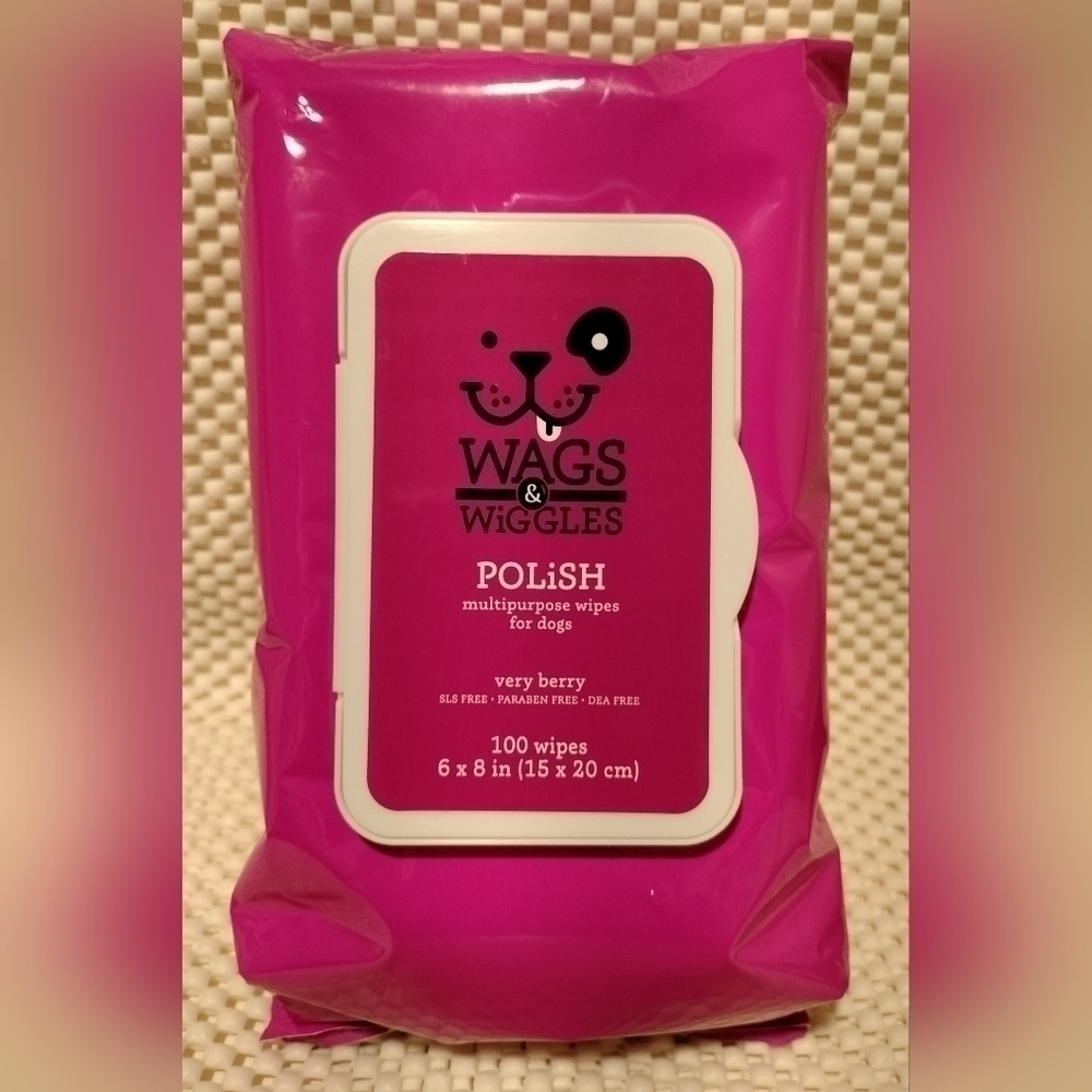 WAGS & WIGGLES 100 Polish Multipurpose Wipes For Dogs Very Berry